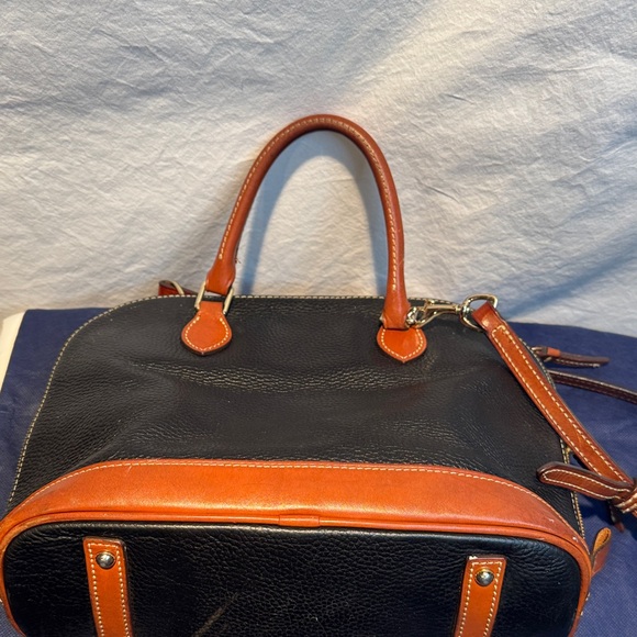 Dooney & Bourke Black and Brown Shoulder Bag - Picture 5 of 17